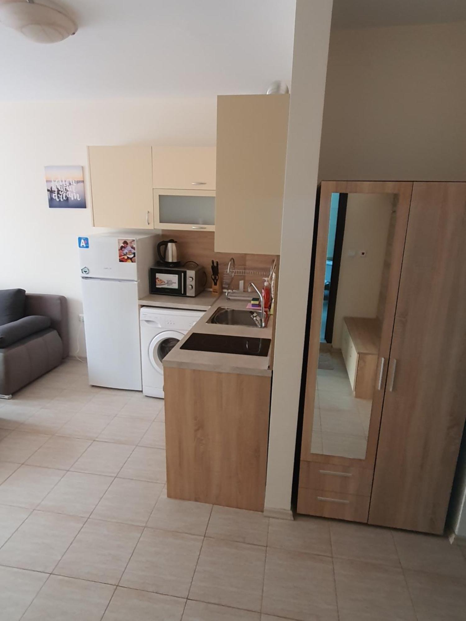 Таня 10 Appartement Pomorie Buitenkant foto